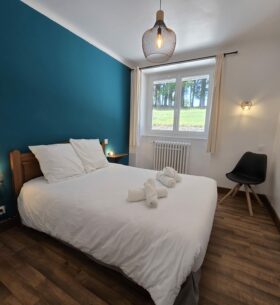 Chambre 2 
Lit 140 Vue sur la campagne